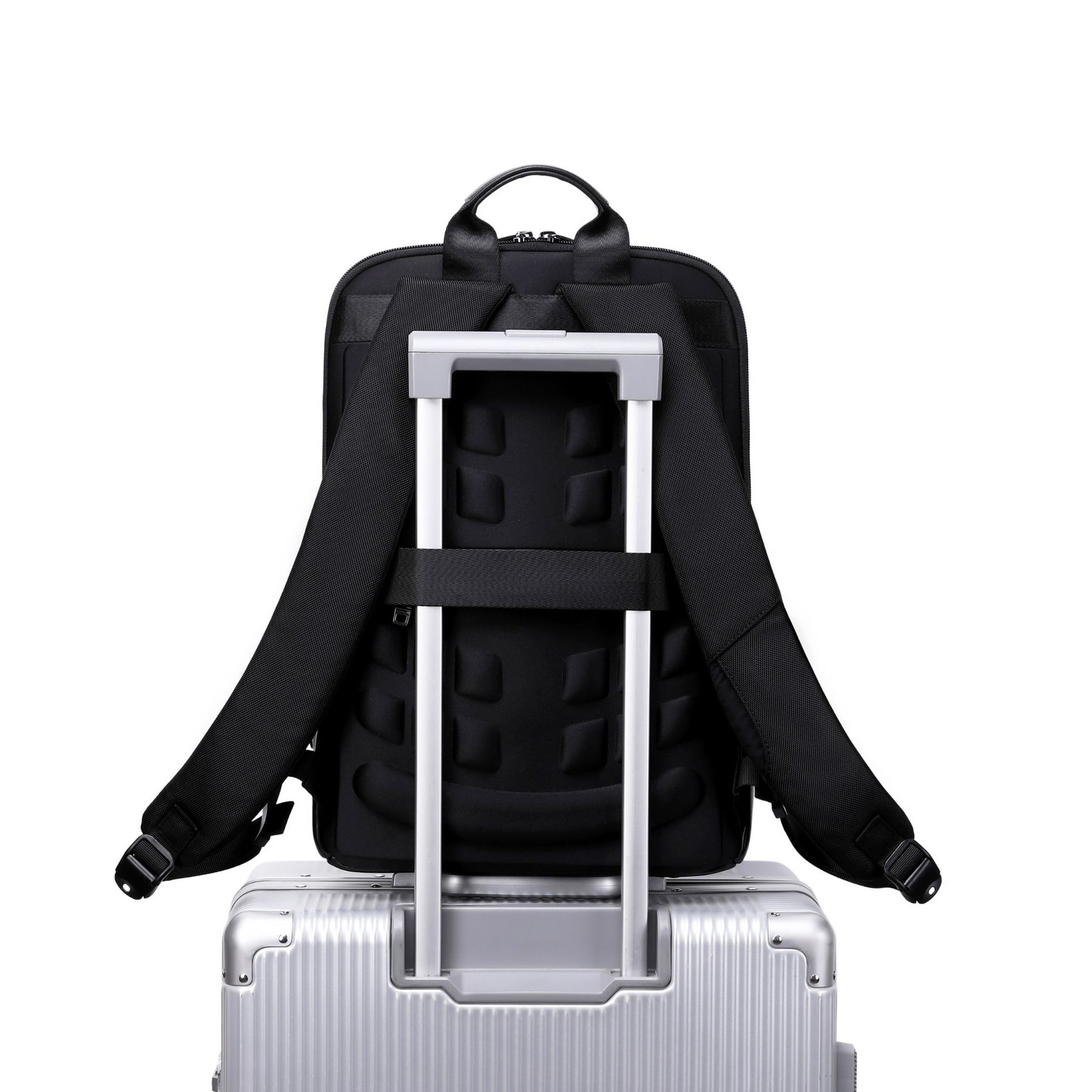 Quest Leather Backpack | Black