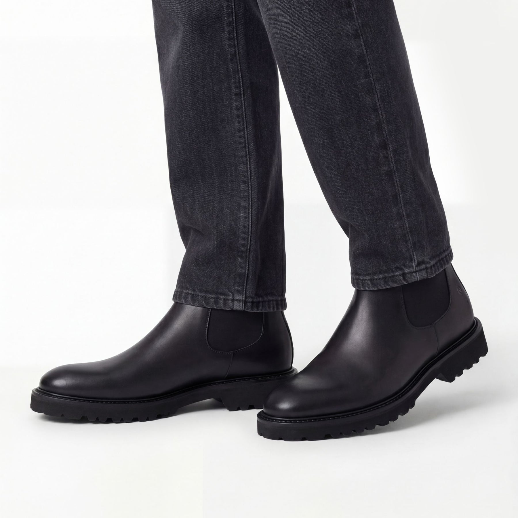 Valor TS Chelsea Boots | Black