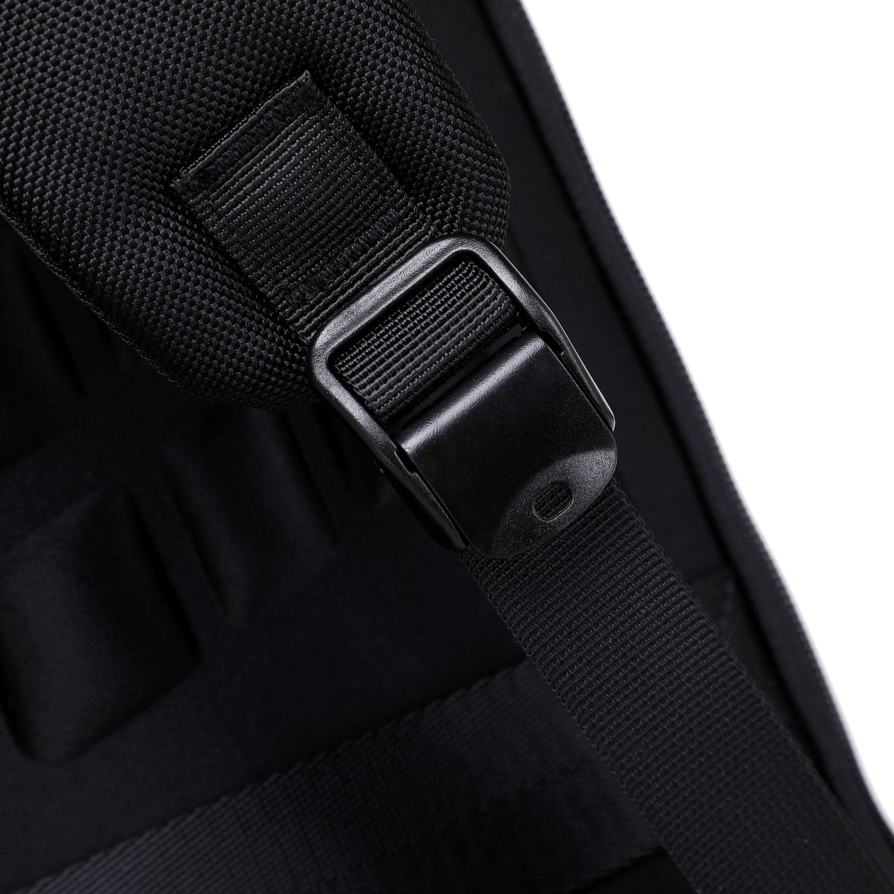 Quest Leather Backpack | Black