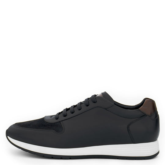 Nexus Sneaker  | Black