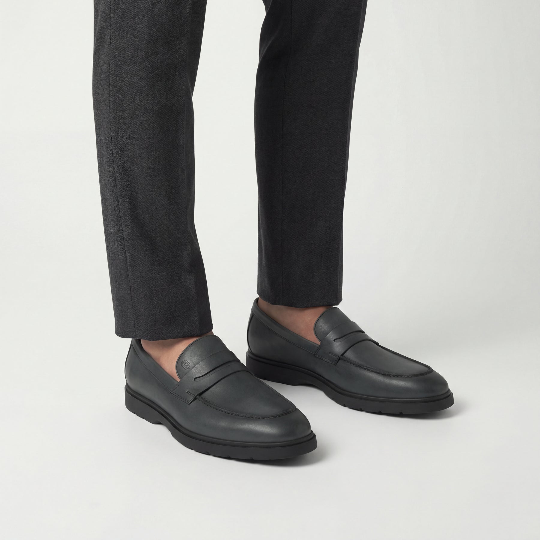 Victor XC II Loafer | Grey