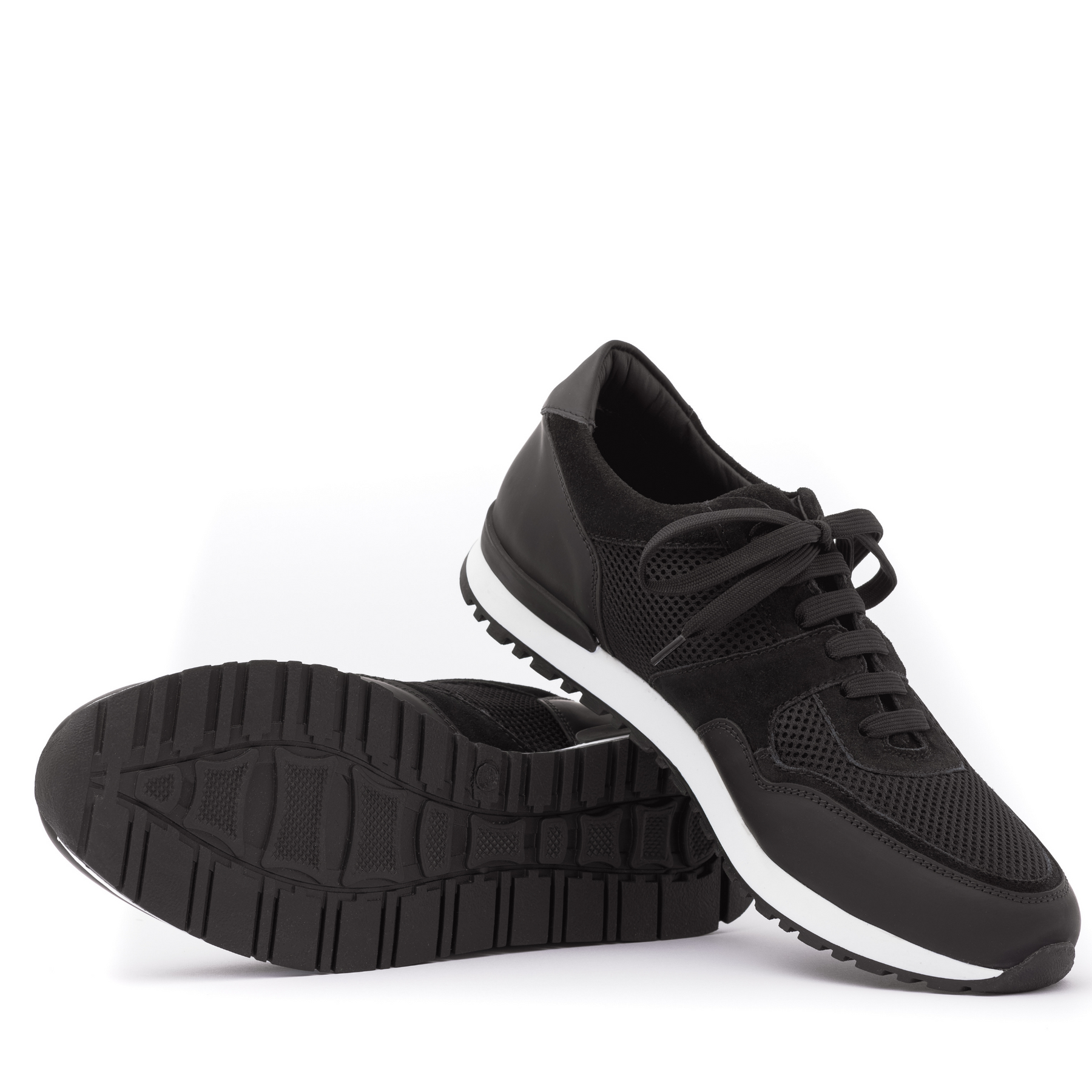 Pace-G Sneaker  | Black